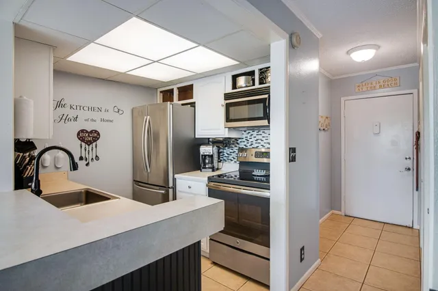 $365,000 | 775 Gulf Shore Drive, Unit 2075, Destin, FL 32541