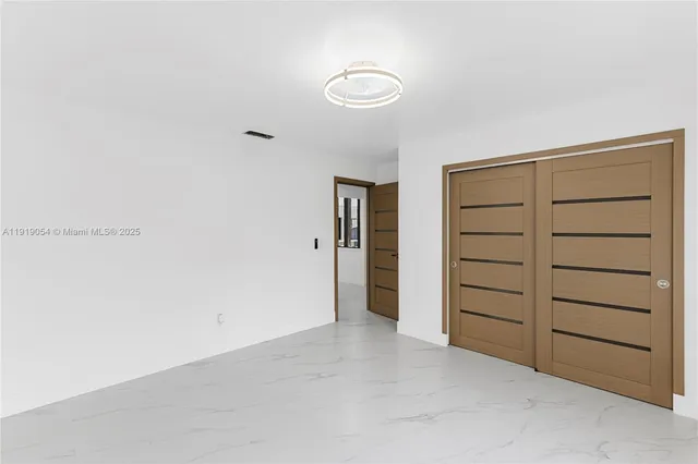 a view of walk in closet