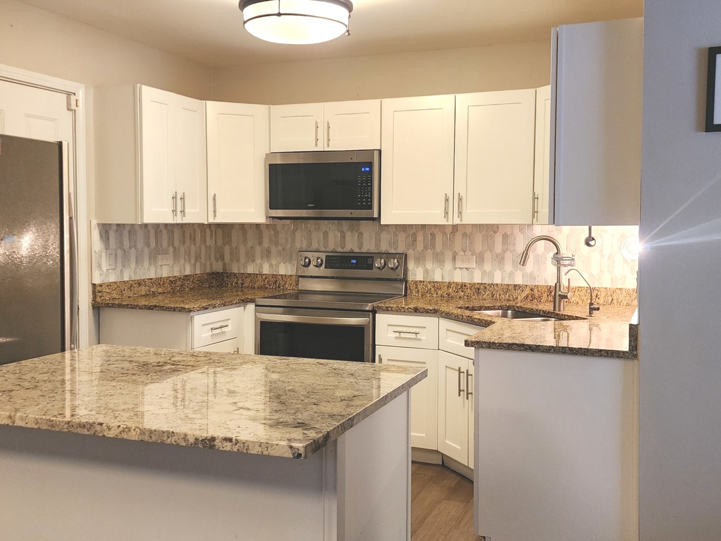 406 College Crossing Rolling Meadows, IL 60008 - Photo 5 of 32