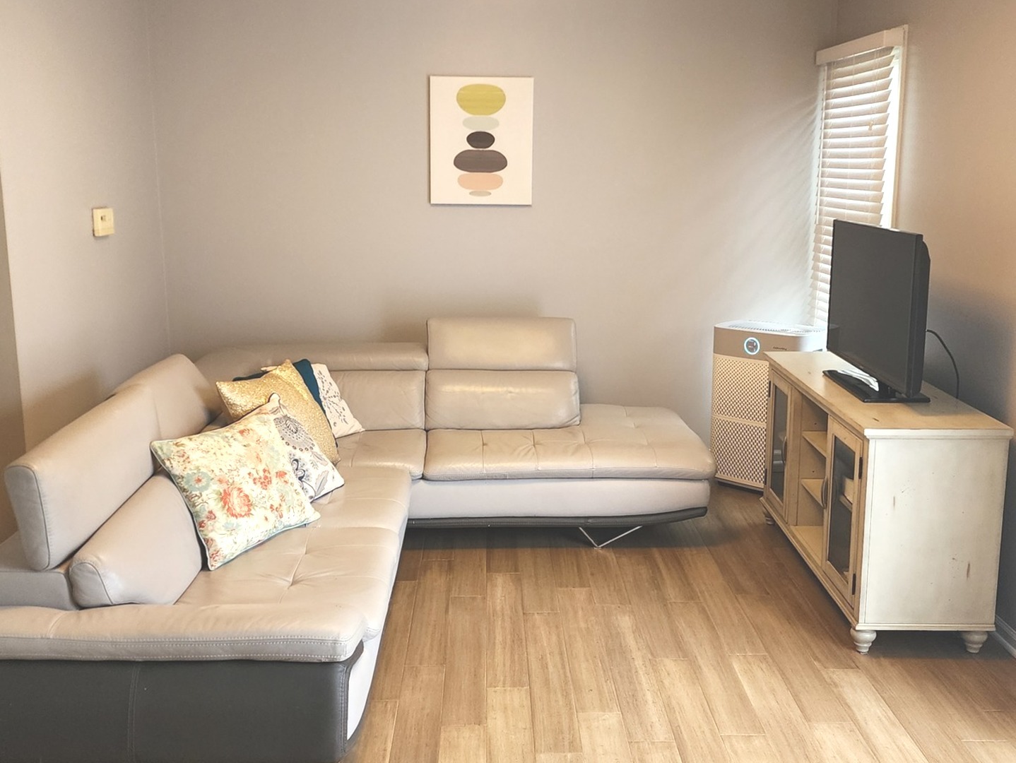 406 College Crossing Rolling Meadows, IL 60008 - Photo 9 of 32