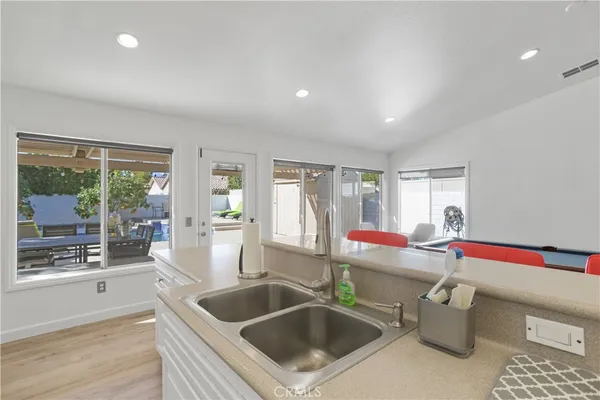 $5,275 | 44185 Camino Lavanda, La Quinta, CA 92253