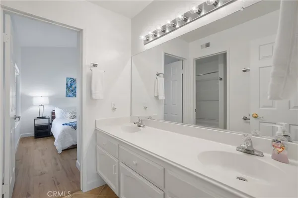 $5,275 | 44185 Camino Lavanda, La Quinta, CA 92253