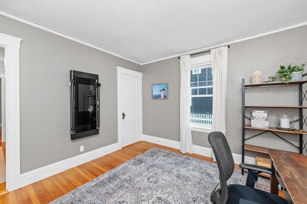 32 Chester Brook Road Waltham, MA 02452 - Photo 19 of 35 Gallery Image 19
