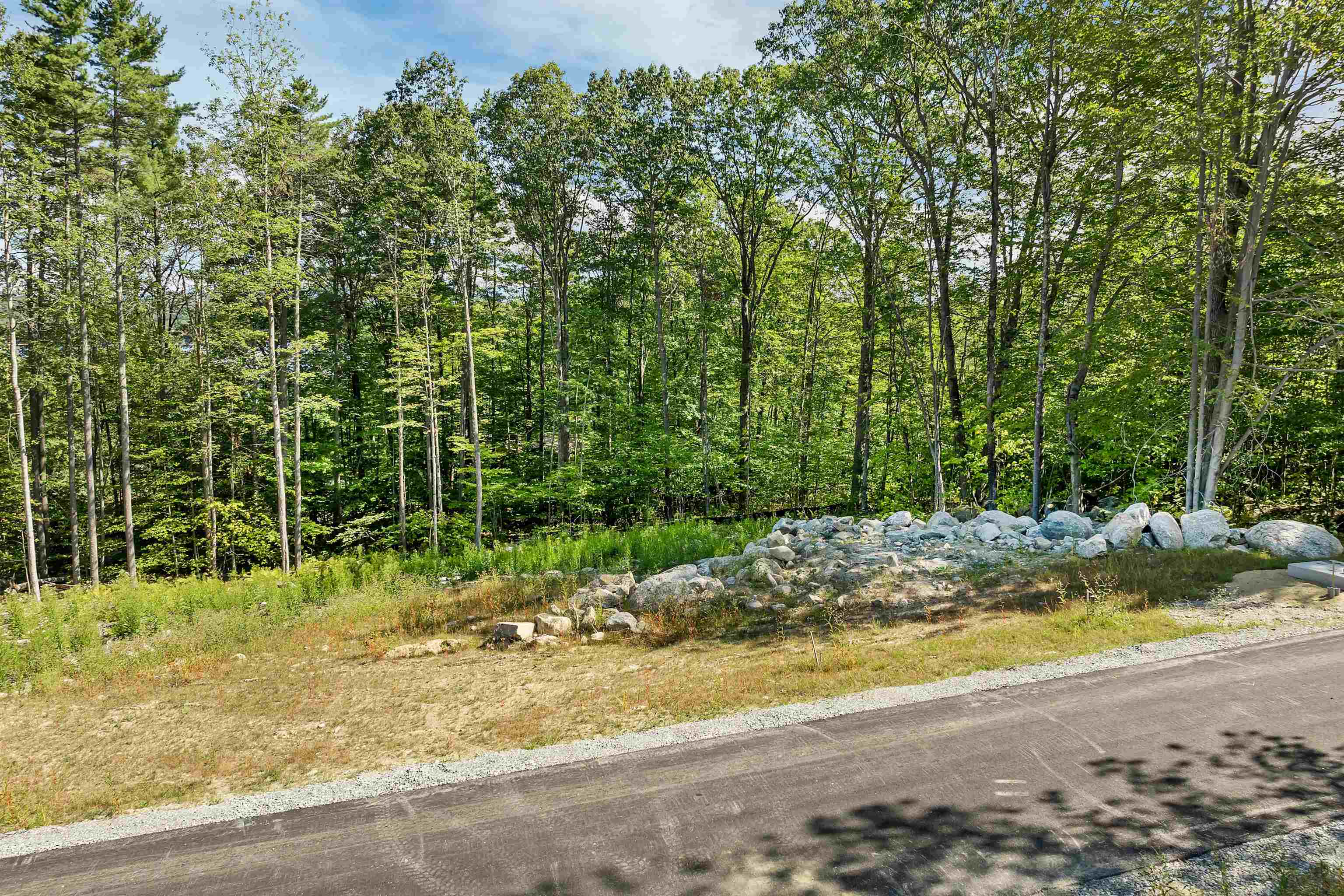 37 Stern Castle, Unit 33 Laconia, NH 03246 - Photo 32 of 34