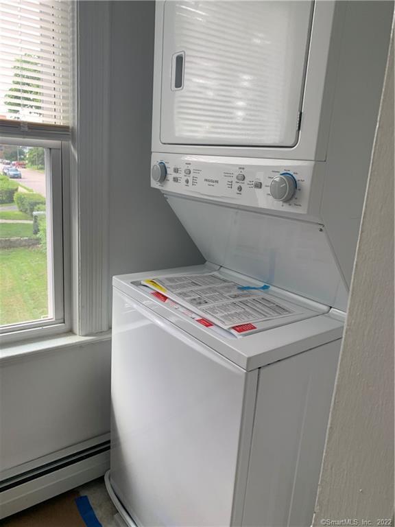 1 Farnsworth Street, Unit 2 New London, CT 06320 - Photo 7 of 21 a utility room with washer and dryer