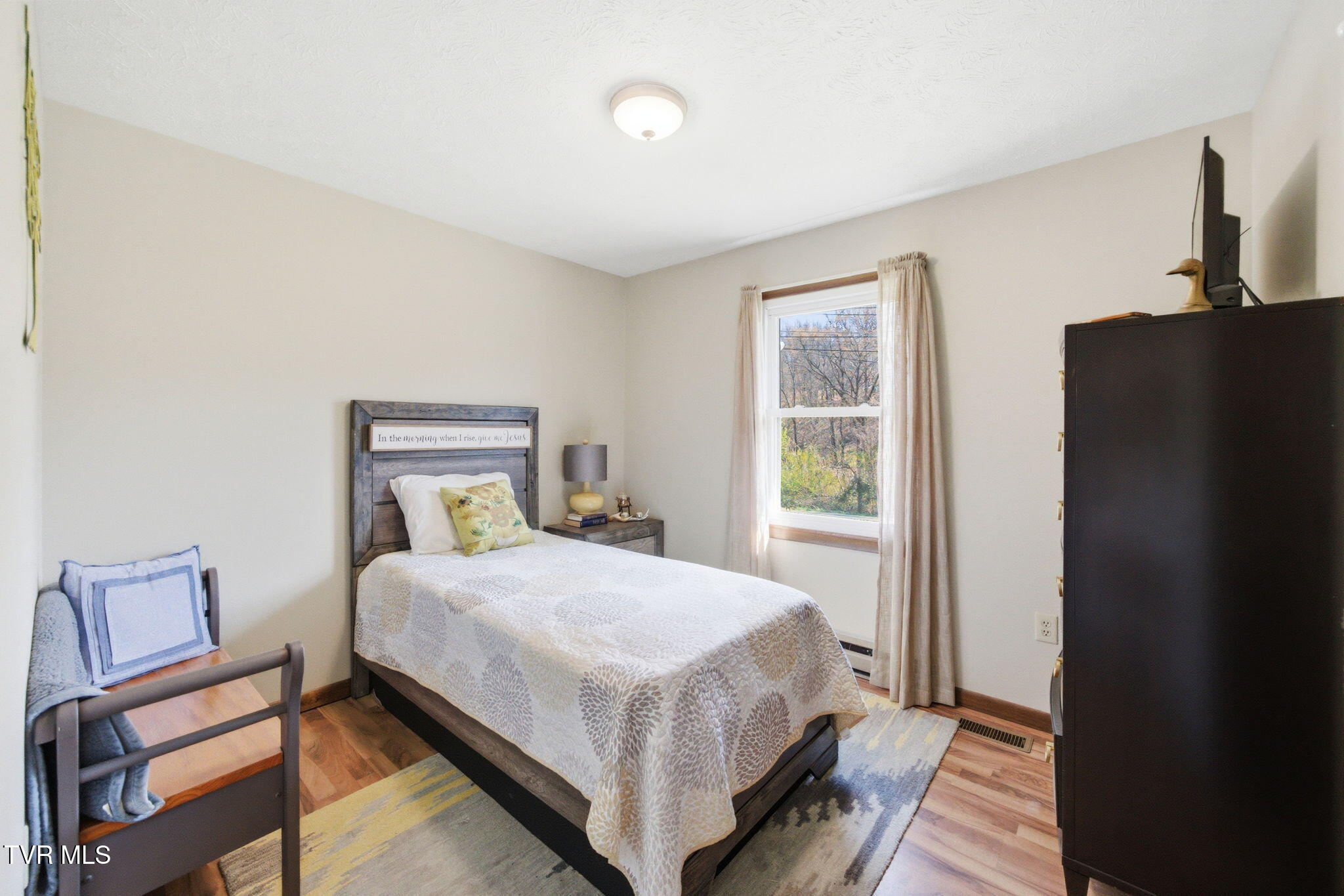 392 Minga Road, Unit 2 Kingsport, TN 37663 - Photo 12 of 29 16-web-or-mls-013_DSC08031