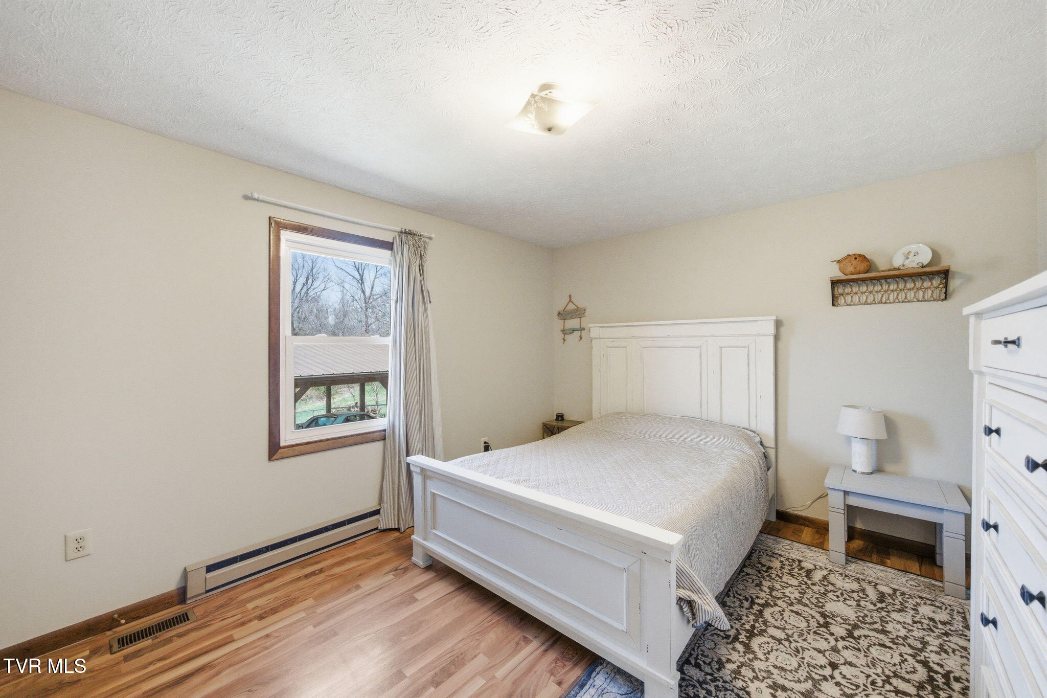 392 Minga Road, Unit 2 Kingsport, TN 37663 - Photo 13 of 29 17-web-or-mls-015_DSC08056