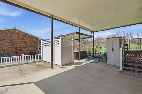 $2,550 | 392 Minga Road, Unit 2, Kingsport, TN 37663