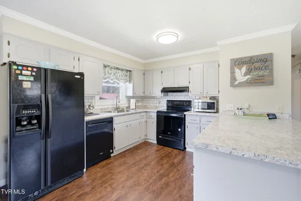 $2,550 | 392 Minga Road, Unit 2, Kingsport, TN 37663