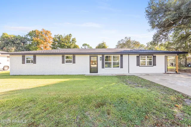 $195,000 | 717 Beverly Street, New Iberia, LA 70560