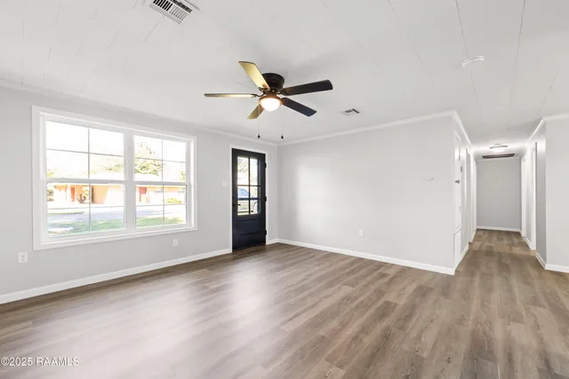 $195,000 | 717 Beverly Street, New Iberia, LA 70560