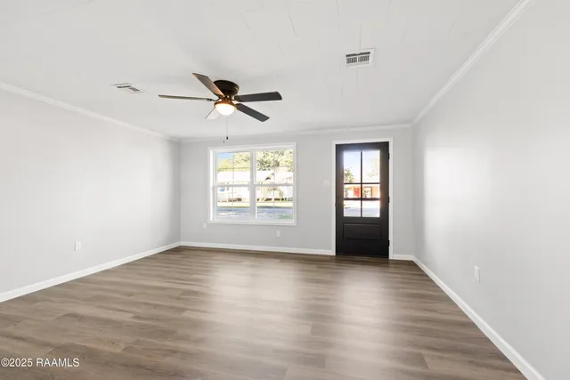 $195,000 | 717 Beverly Street, New Iberia, LA 70560