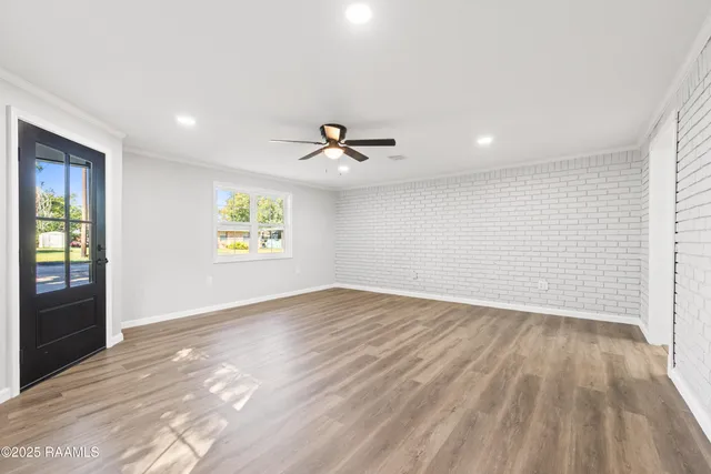 $195,000 | 717 Beverly Street, New Iberia, LA 70560