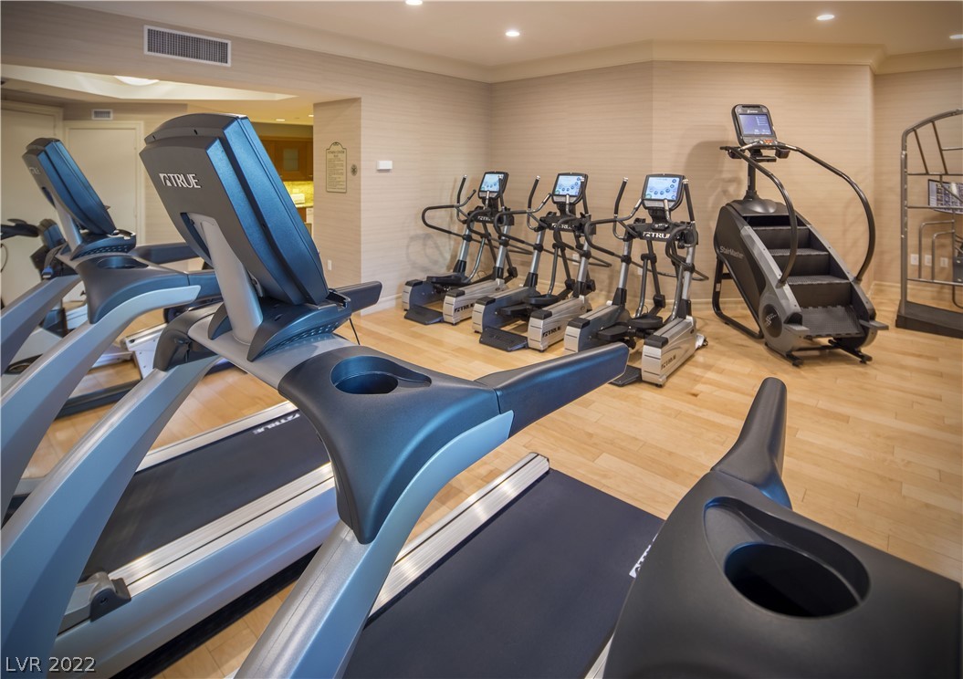 2777 Paradise Road, Unit 902 Las Vegas, NV 89109 - Photo 17 of 18