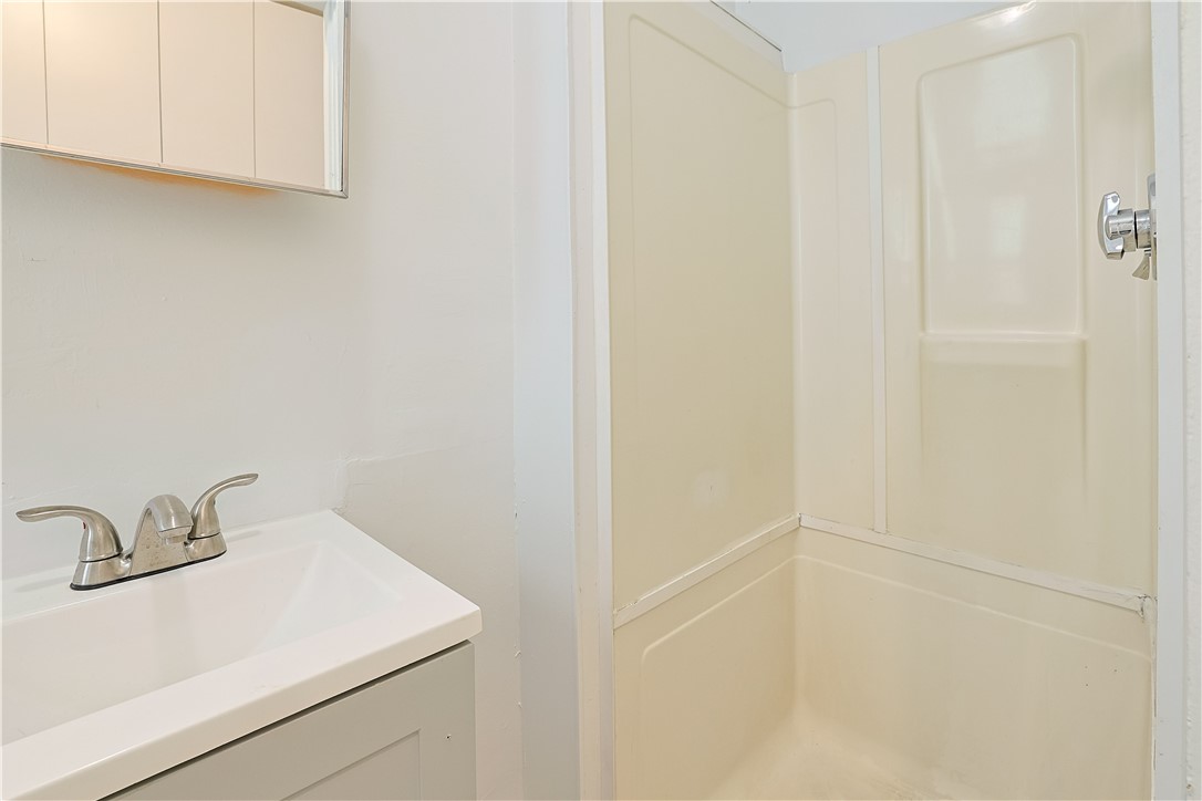 56 Tell Street, Unit 1F Providence, RI 02909 - Photo 11 of 12