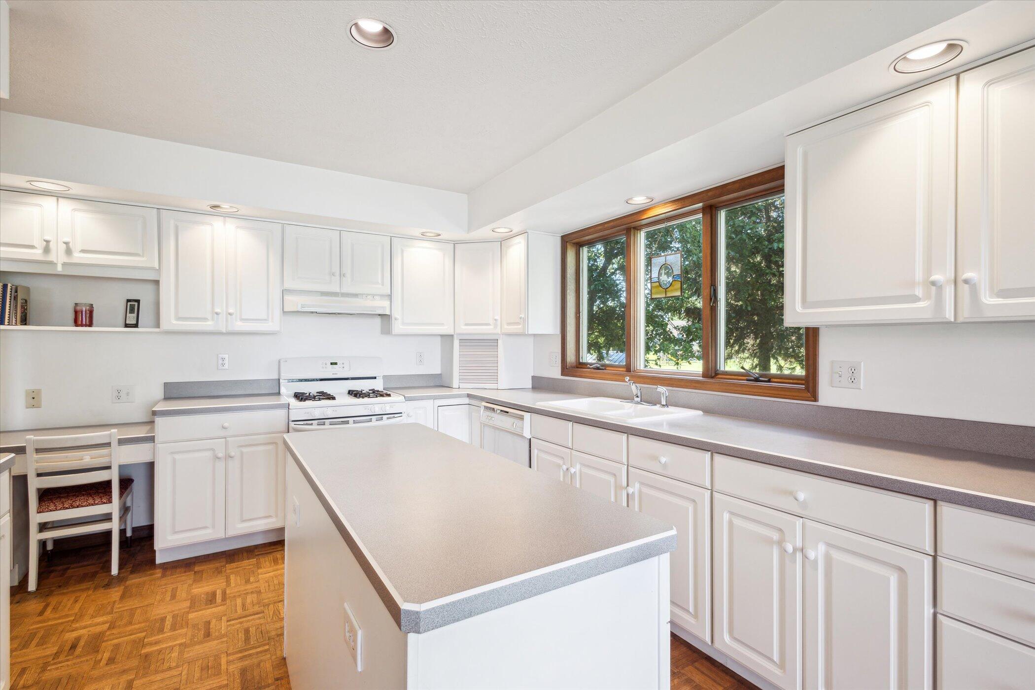 85970 Gaertig Drive Decatur, MI 49045 - Photo 13 of 57 13-85970-Gaertig-Dr-Decatur-MI-49045-Win