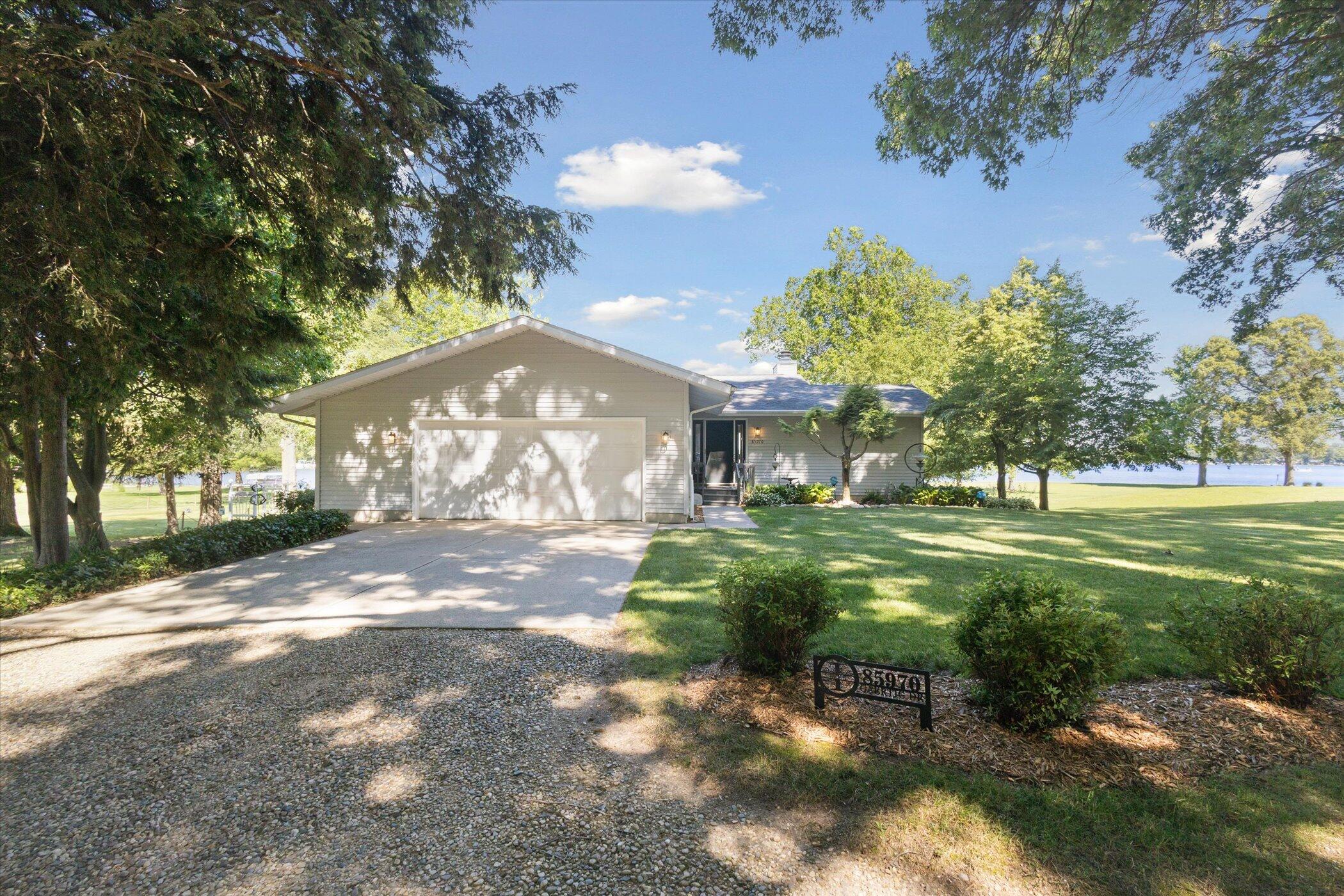 85970 Gaertig Drive Decatur, MI 49045 - Photo 4 of 57 04-85970-Gaertig-Dr-Decatur-MI-49045-Win