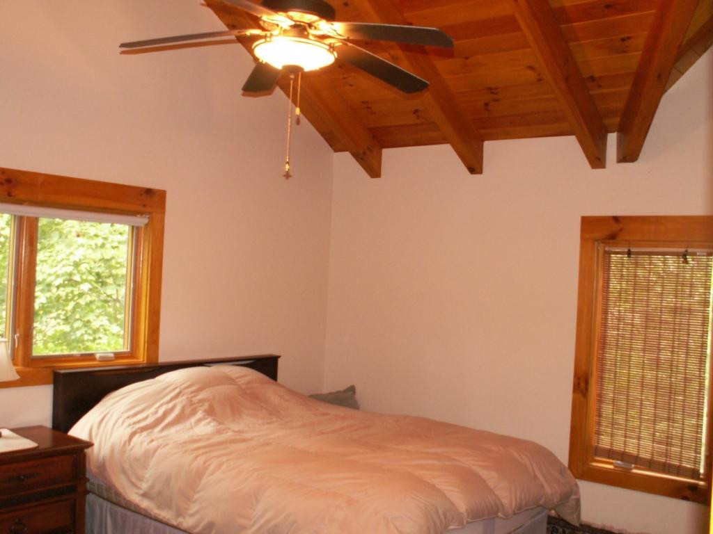 563 Cove Ridge Road Butler, TN 37640 - Photo 17 of 36 BEDROOM TWO