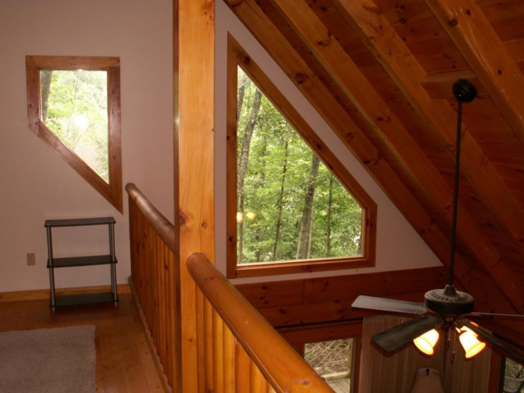 563 Cove Ridge Road Butler, TN 37640 - Photo 20 of 36 PELLA WINDOWS VIEW TWO