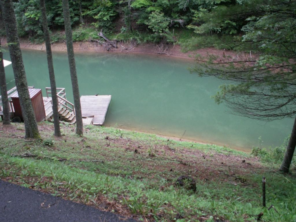 563 Cove Ridge Road Butler, TN 37640 - Photo 35 of 36 LAKE FRONT WDOCK