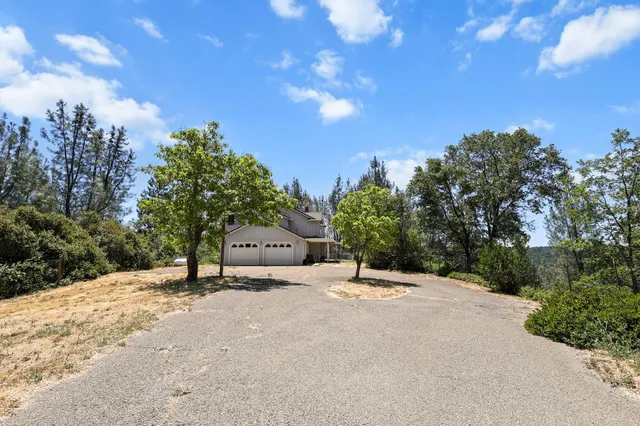 $440,000 | 17328 Broken Ridge Road, Bella Vista, CA 96008