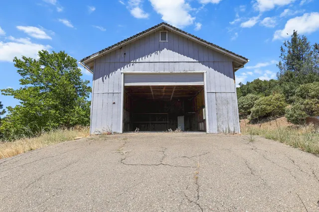 $440,000 | 17328 Broken Ridge Road, Bella Vista, CA 96008