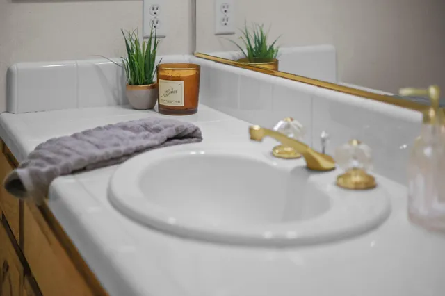 $440,000 | 17328 Broken Ridge Road, Bella Vista, CA 96008