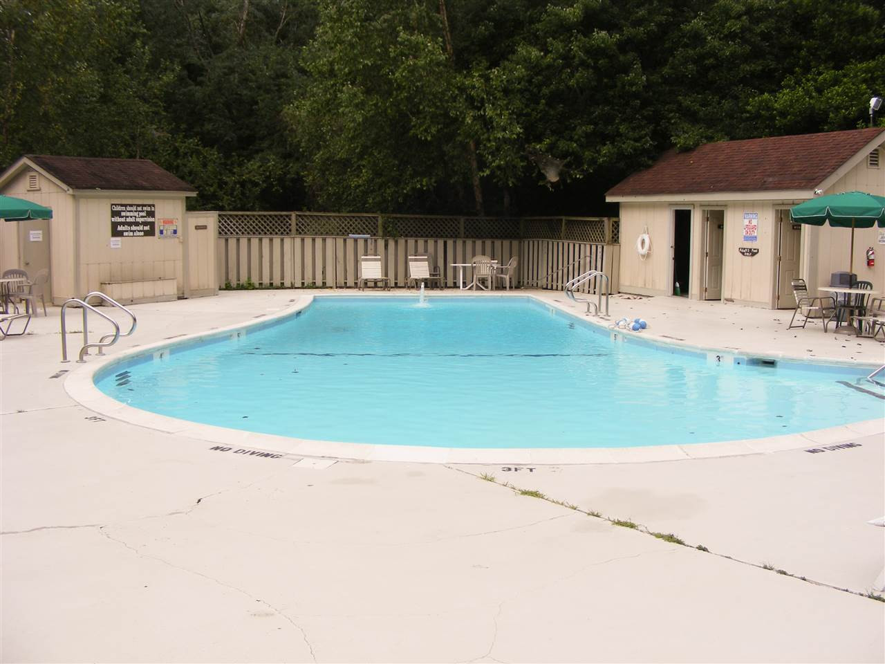 5829 Branchwood Road Raleigh, NC 27609 - Photo 28 of 30 Community Pool