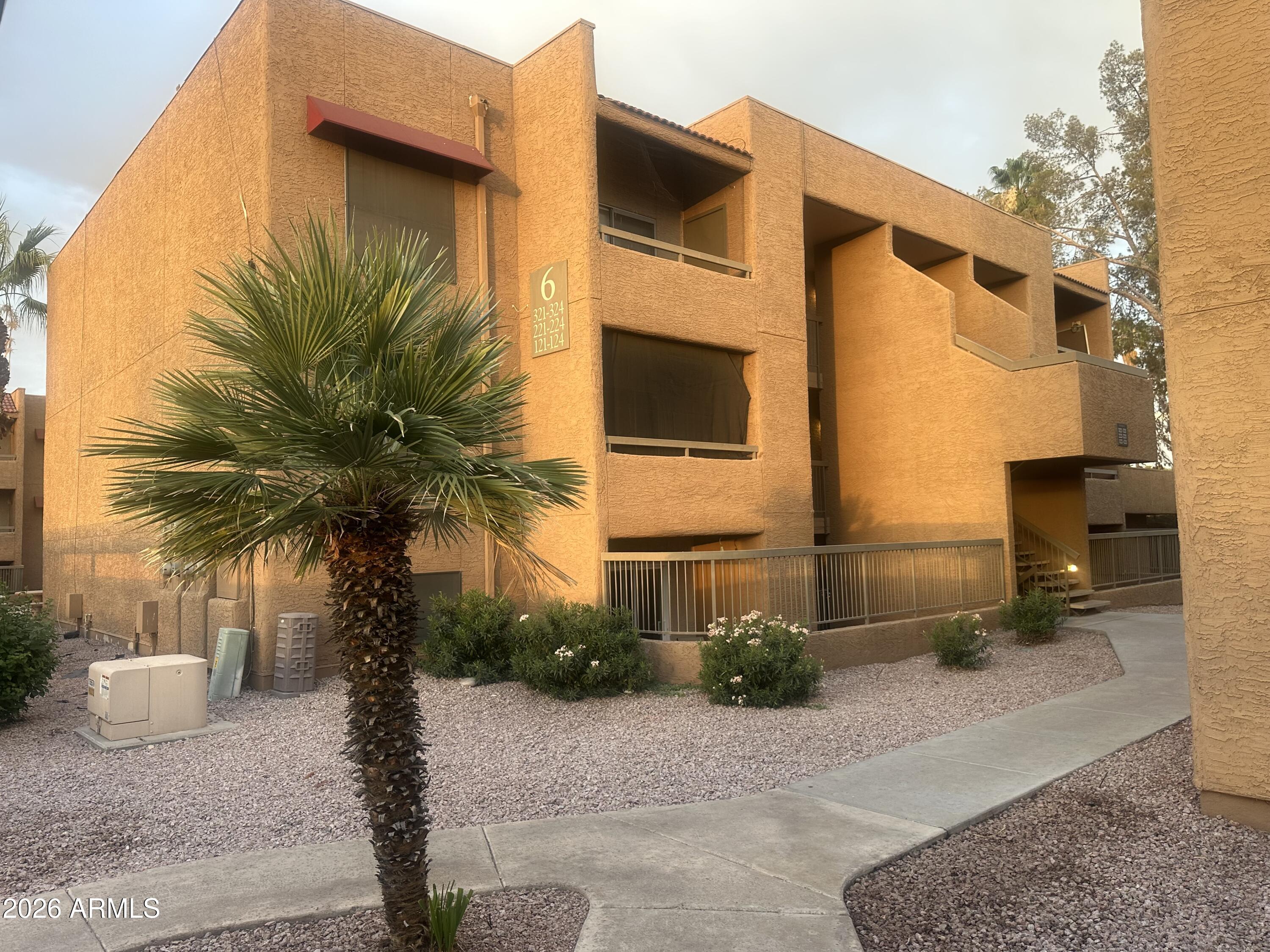 2625 East Indian School Road, Unit 221 Phoenix, AZ 85016 - Photo 2 of 17 IMG_3132