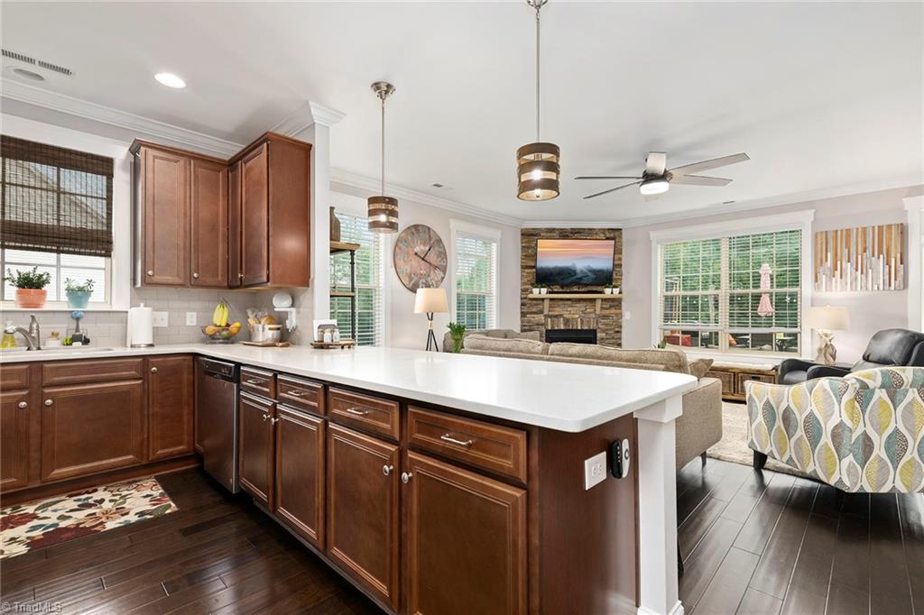 5519 Rambling Road Greensboro, NC 27409 - Photo 13 of 50 Gallery Image 13