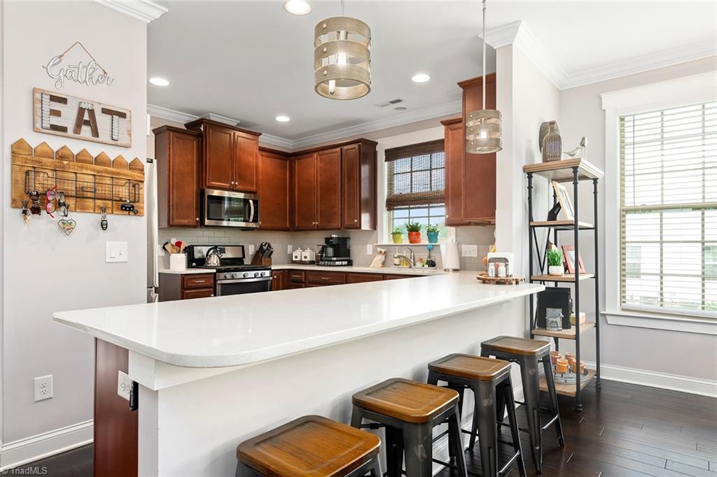 5519 Rambling Road Greensboro, NC 27409 - Photo 16 of 50 Gallery Image 16