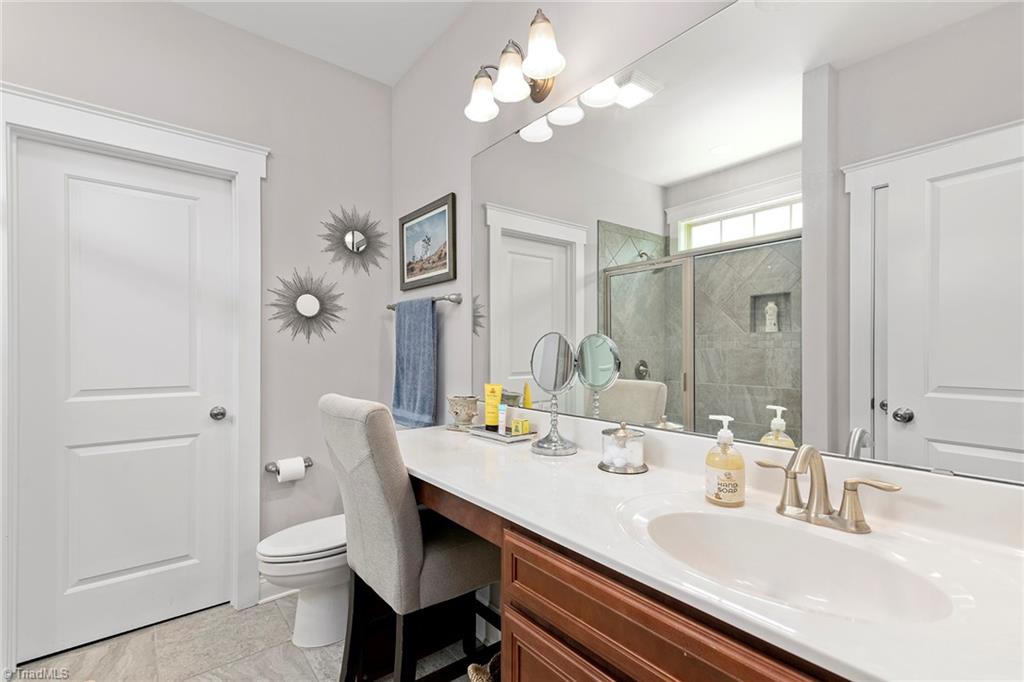 5519 Rambling Road Greensboro, NC 27409 - Photo 24 of 50 Gallery Image 24