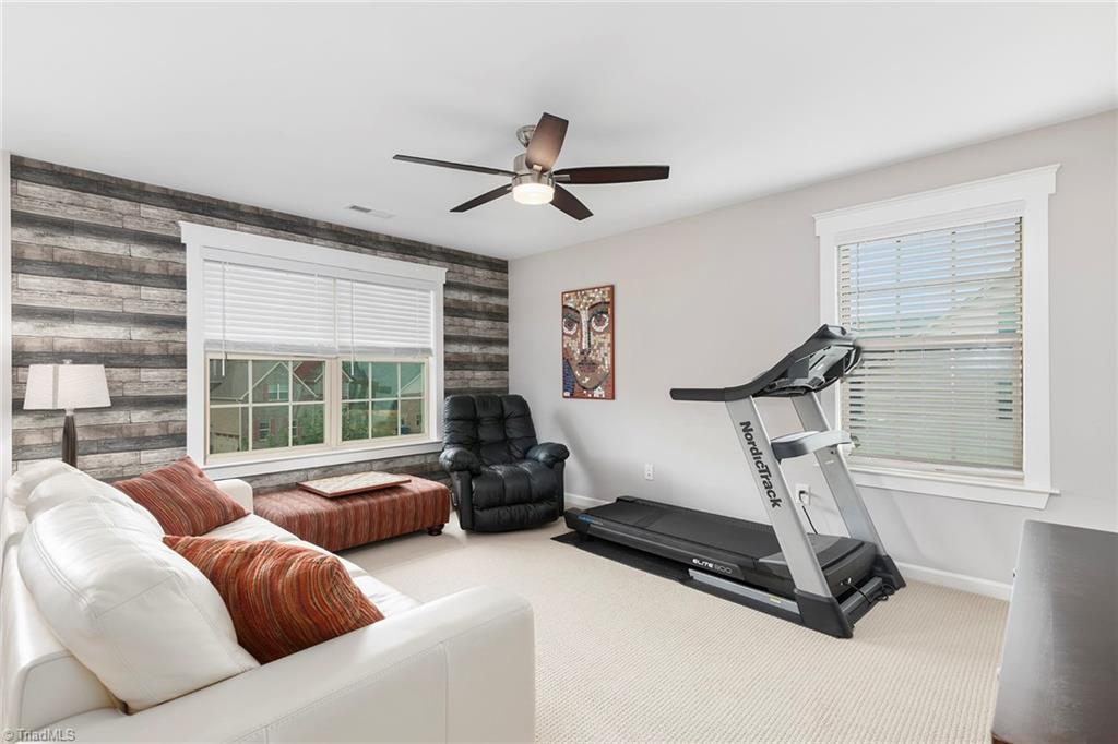 5519 Rambling Road Greensboro, NC 27409 - Photo 35 of 50 Gallery Image 35