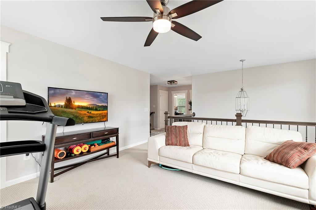 5519 Rambling Road Greensboro, NC 27409 - Photo 36 of 50 Gallery Image 36