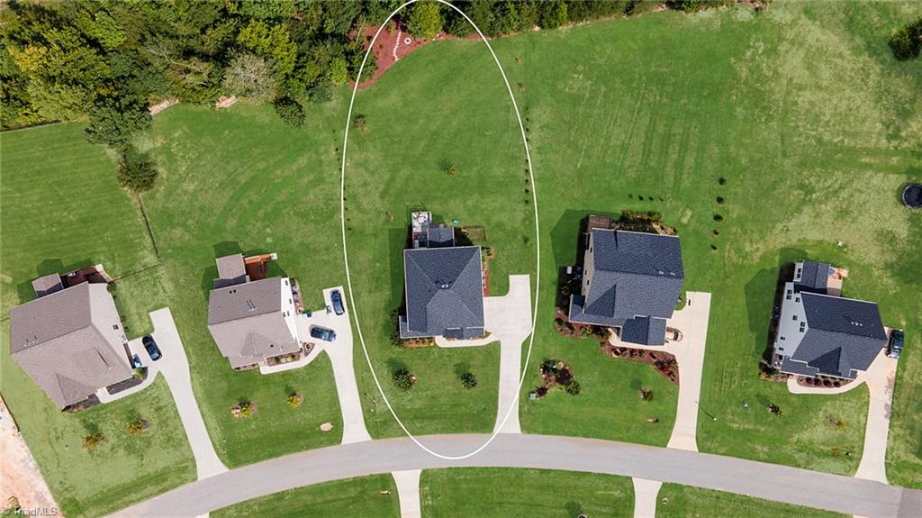 5519 Rambling Road Greensboro, NC 27409 - Photo 48 of 50 Gallery Image 48