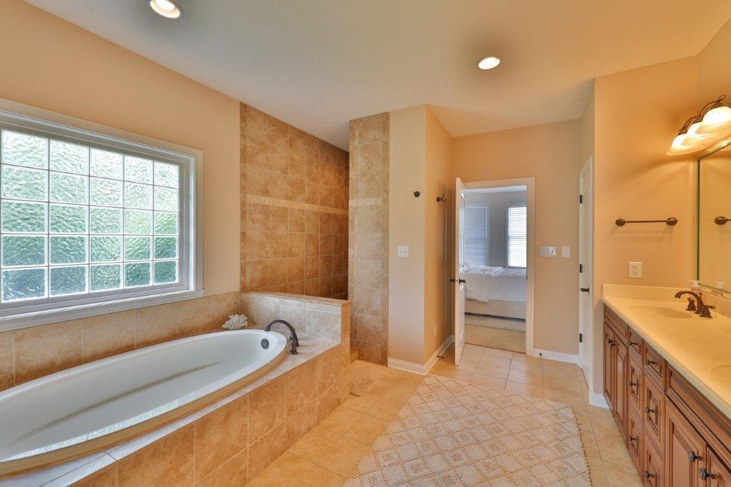 10175 Cumberland Road Fishers, IN 46037 - Photo 14 of 34 Gallery Image 14