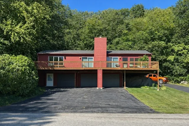 $3,200 | 74 Crockett Road, Upton, MA 01757