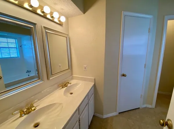 $2,300 | 1531 La Paz Drive, Plano, TX 75074