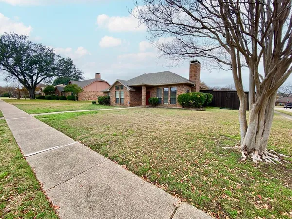 $2,300 | 1531 La Paz Drive, Plano, TX 75074