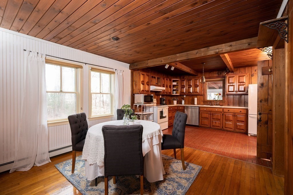 2 Playground Road Hingham, MA 02043 - Photo 10 of 33