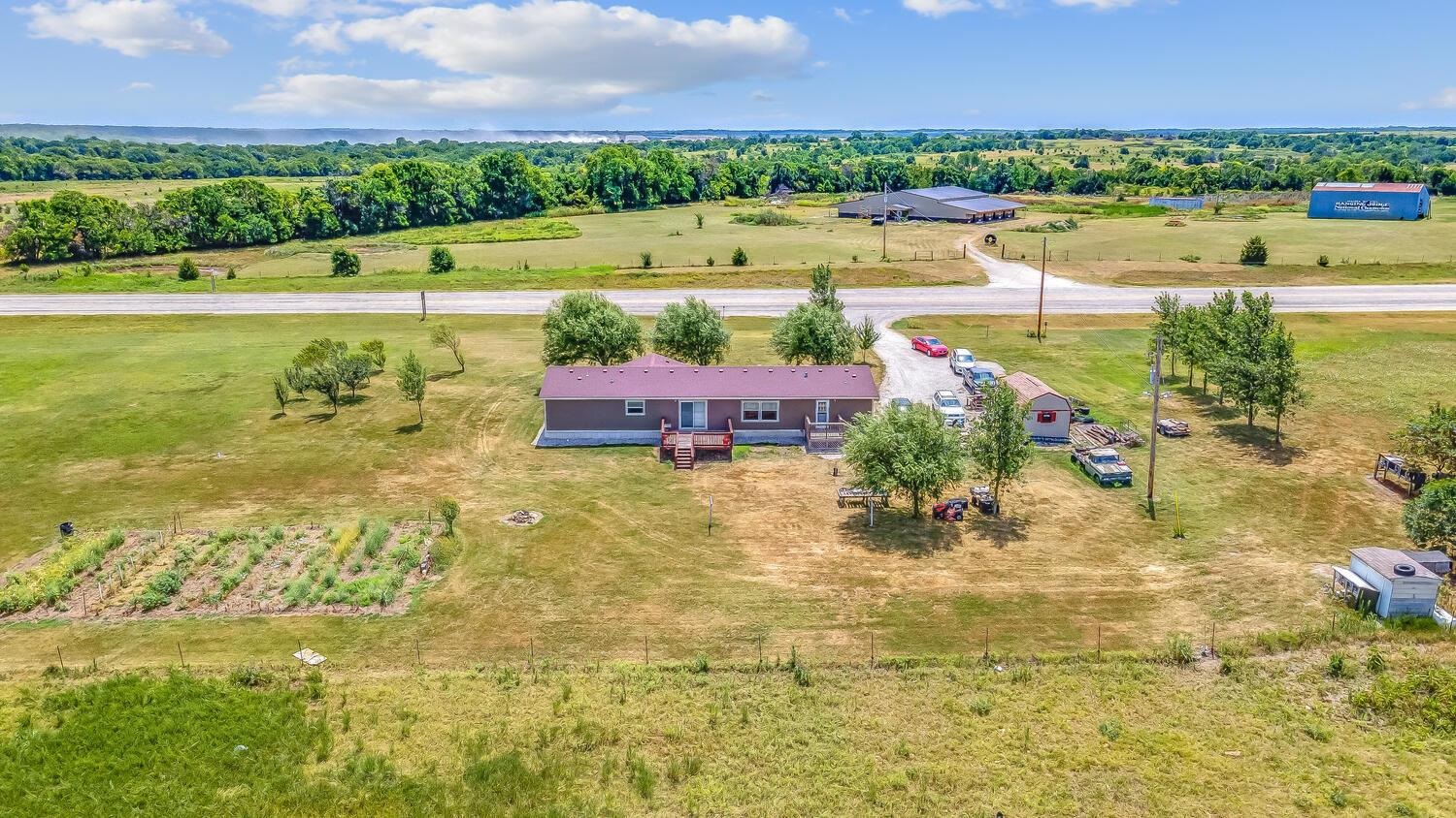 1442 Highway 160 Moline, KS 67353 - Photo 32 of 36