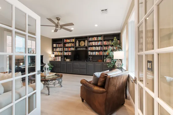 $1,968,500 | 10724 Bay Laurel Trail, Austin, TX 78750