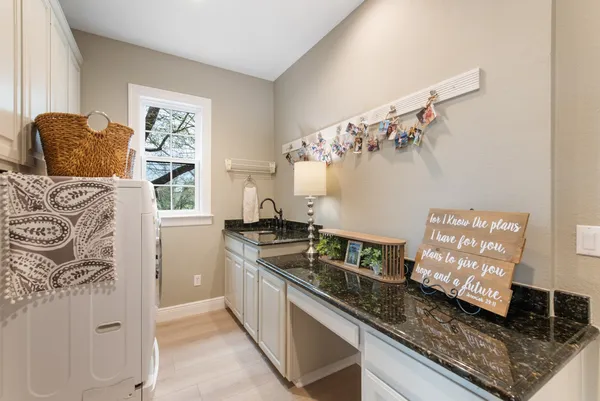 $1,968,500 | 10724 Bay Laurel Trail, Austin, TX 78750