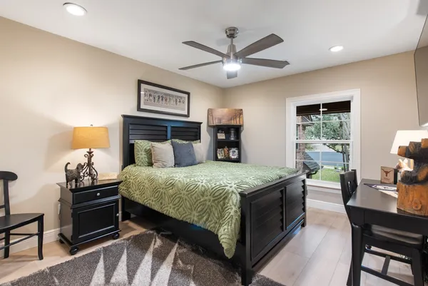 $1,968,500 | 10724 Bay Laurel Trail, Austin, TX 78750