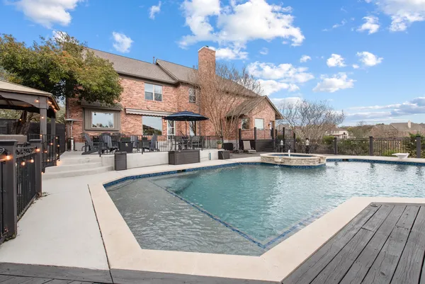 $1,968,500 | 10724 Bay Laurel Trail, Austin, TX 78750