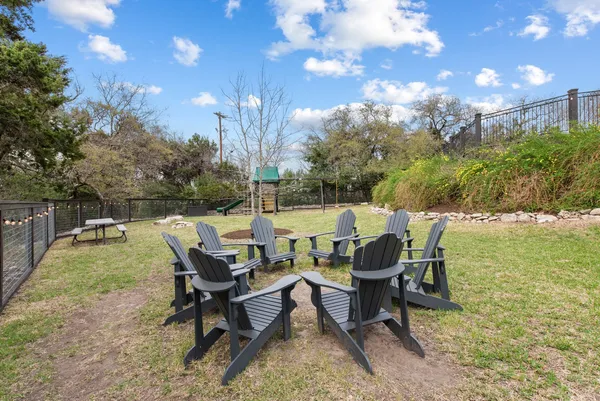 $1,968,500 | 10724 Bay Laurel Trail, Austin, TX 78750