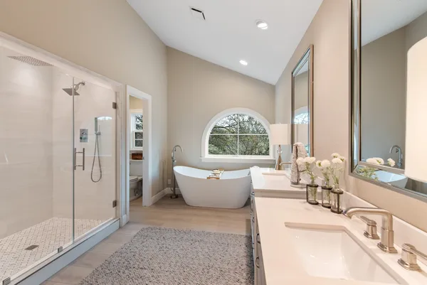 $1,968,500 | 10724 Bay Laurel Trail, Austin, TX 78750