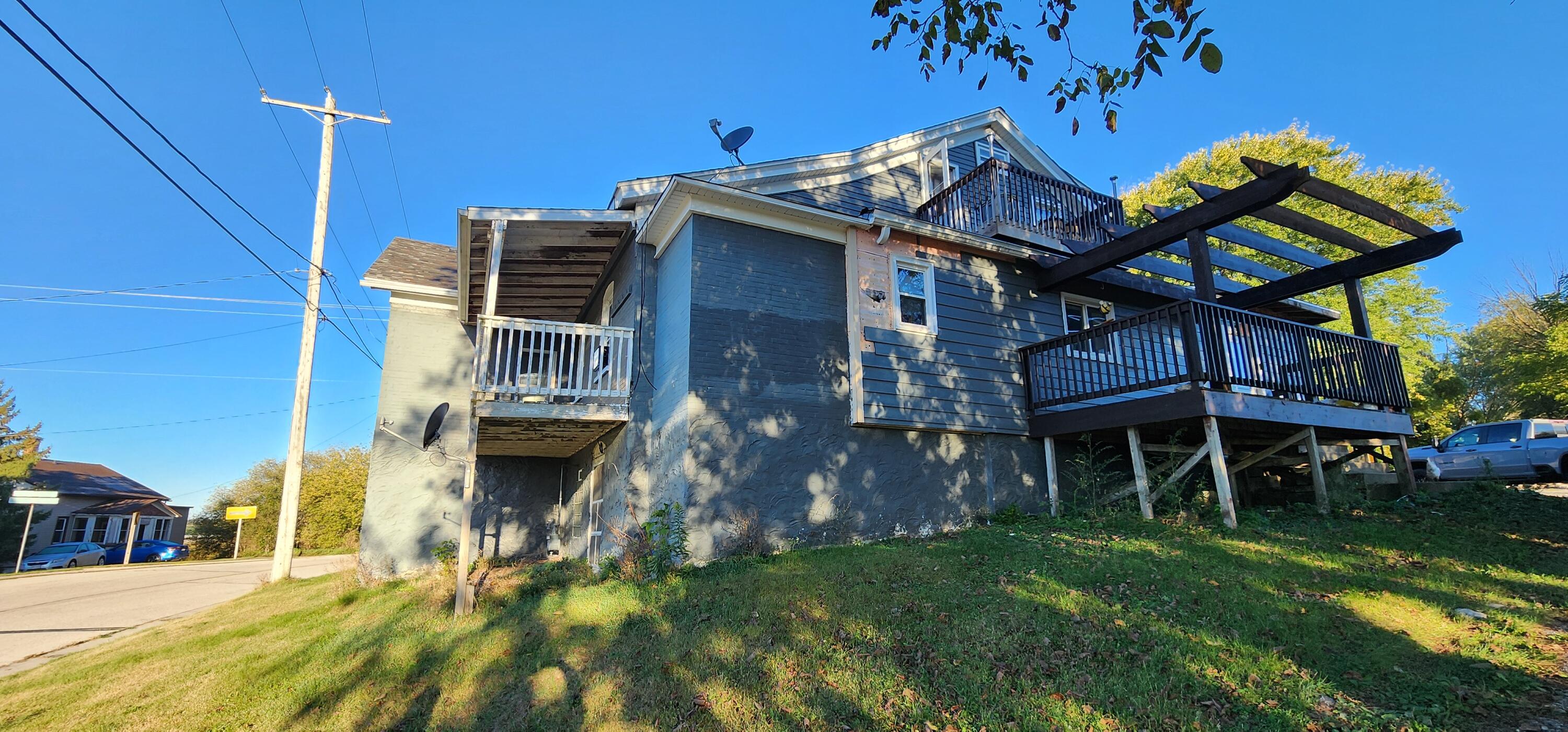 6372 Yellowstone Trail Addison, WI 53002 - Photo 7 of 20 20251009_080131