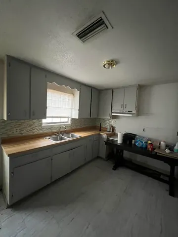 $140,000 | 7263 Old Bainbridge Road, Tallahassee, FL 32303