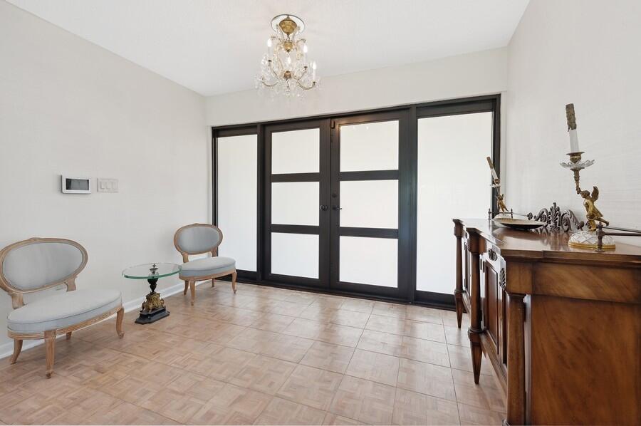 5500 Northwest 3rd Terrace Boca Raton, FL 33487 - Photo 8 of 31 04_5500NW3rdTer_32001_Foyer_LowRes